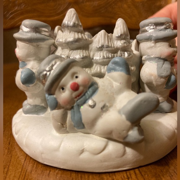 Winter Scene With Snowmen Candle Stick Holder - Picture 8 of 15